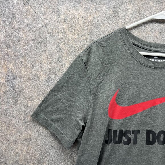 Nike Shirt Men Extra Large Gray Red Athletic Crewneck Swoosh Gym Just Do it - Picture 3 of 12